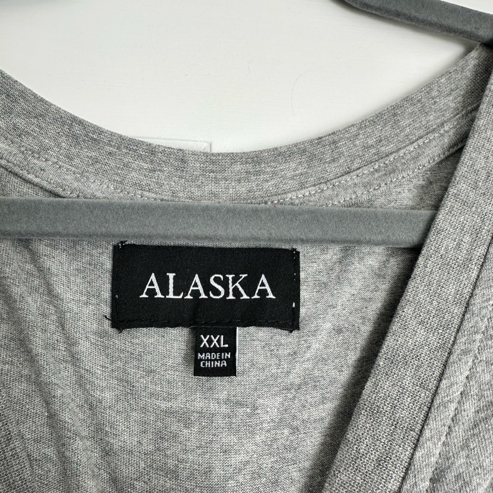ALASKA Women’s T-Shirt w/ Emblem Gray Sz XXL BRAND NEW WITH TAGS - Picture 2 of 6
